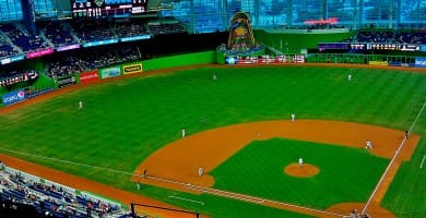 Los Marlins de Miami cerraron contratos que aseguran la utilización del estadio loanDepot Park