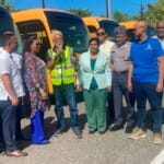 Entregan 39 autobuses escolares a La Regional 14 de Nagua